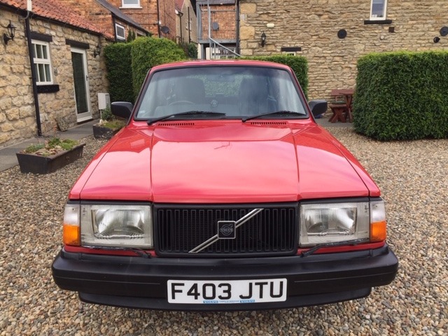 1989 Volvo 240 Image 3